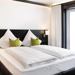 hotel-mwh-by-wmm-hotels.com-bavaria.com/